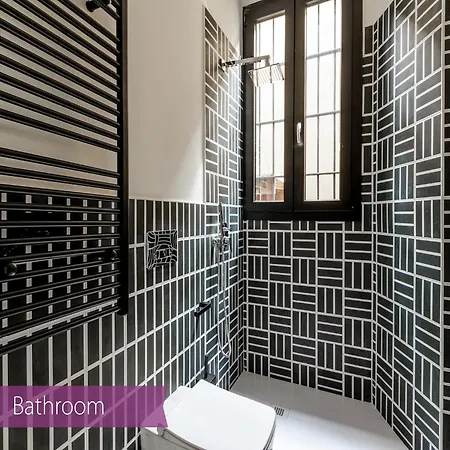 Apartment In Milano Near Center Сasa de vacaciones