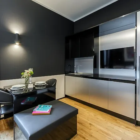 Apartment In Milano Near Center Сasa de vacaciones